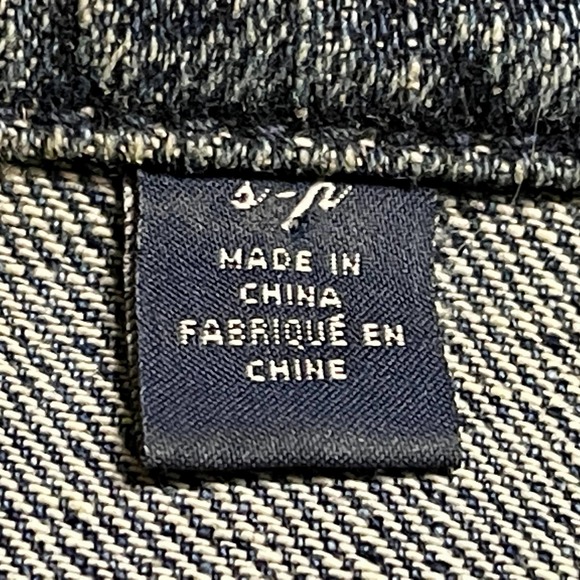 American Eagle Womens Small Blue Cropped Jean Jacket Button Front S993-938 - Picture 7 of 7